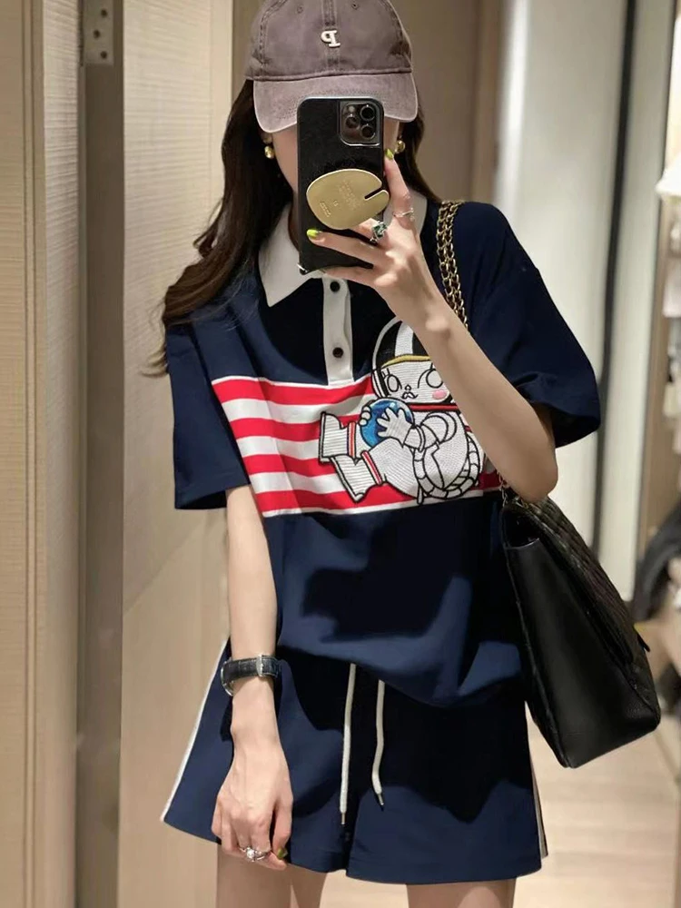 Fashion Cartoon Embroidered Blouse Shorts Suit Women 2024 Summer Preppy Style Casual Tracksuit Loose Short Sleeve Two Piece Sets
Fashion Cartoon Embroidered Blouse Shorts Suit Women 2024 Summer Preppy Style Casual Tracksuit Loose Short Sleeve Two Piece Sets