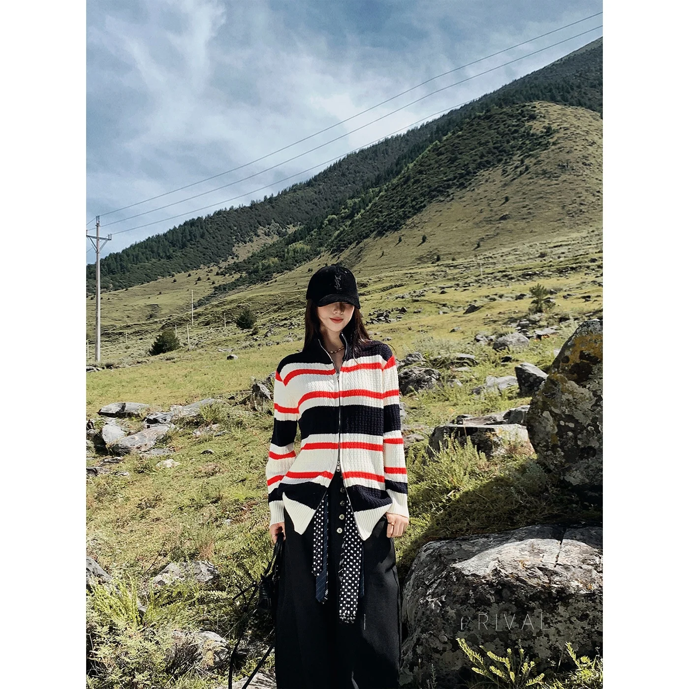 Fangbo Women's Slim Fit Stripe Knit Cardigan Double Zipper Stand Collar Sweater Thickened Autumn Winter Online Exclusive Style
Fangbo Women's Slim Fit Stripe Knit Cardigan Double Zipper Stand Collar Sweater Thickened Autumn Winter Online Exclusive Style