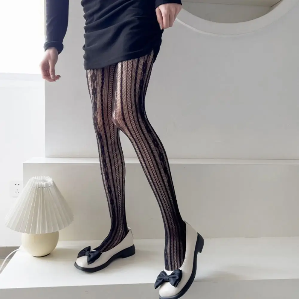 Hollow Vertical Stripe Stripe Mesh Pantyhose Solid Color Slimming Flower Stockings Lolita Leggings Mesh Stockings Ladies
Hollow Vertical Stripe Stripe Mesh Pantyhose Solid Color Slimming Flower Stockings Lolita Leggings Mesh Stockings Ladies