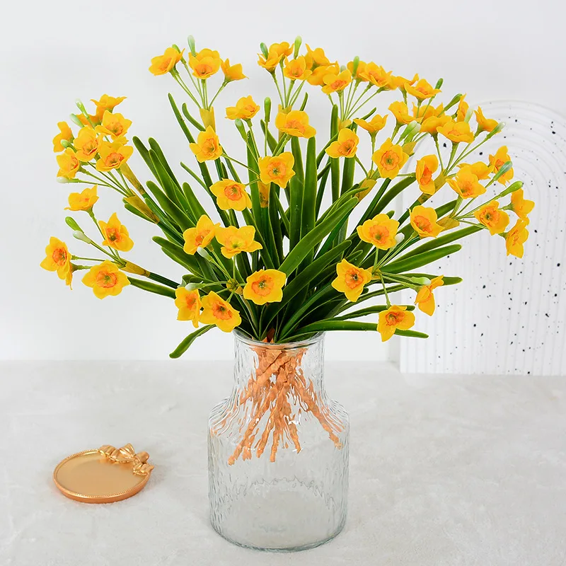 Daffodil branch simulation flower bouquet artificial flower arrangement DIY wedding party decoration photography prop flowers
Daffodil branch simulation flower bouquet artificial flower arrangement DIY wedding party decoration photography prop flowers