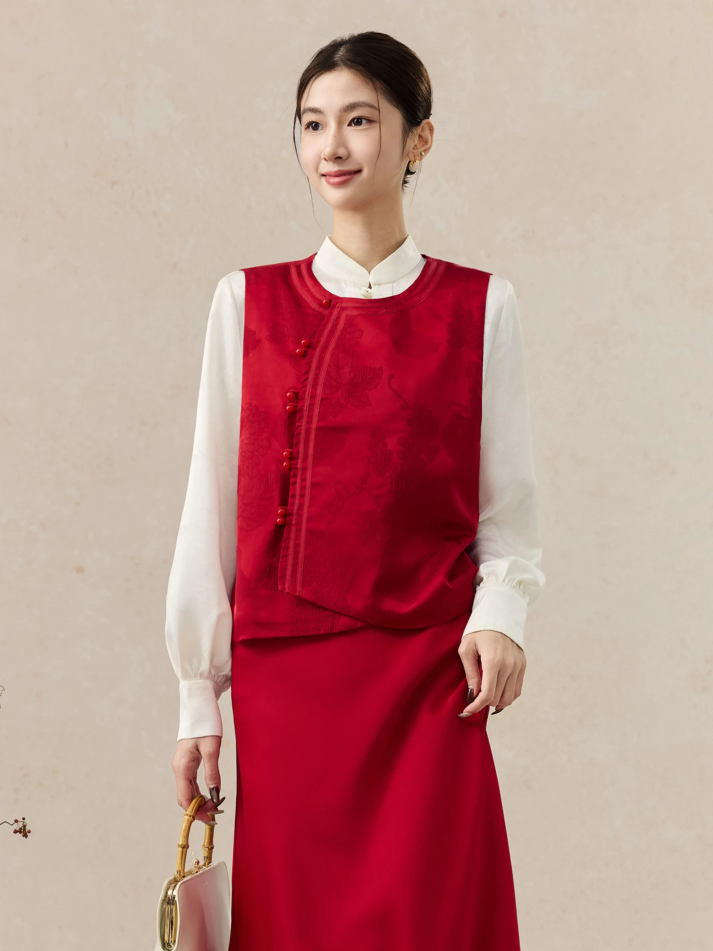 Chinese Sle Women's Fce Lined Jaet Vest Warm Red Floral Embroidery Outerwear Winter New Arrival Faionable Regular Le...
Chinese Sle Women's Fce Lined Jaet Vest Warm Red Floral Embroidery Outerwear Winter New Arrival Faionable Regular Le...