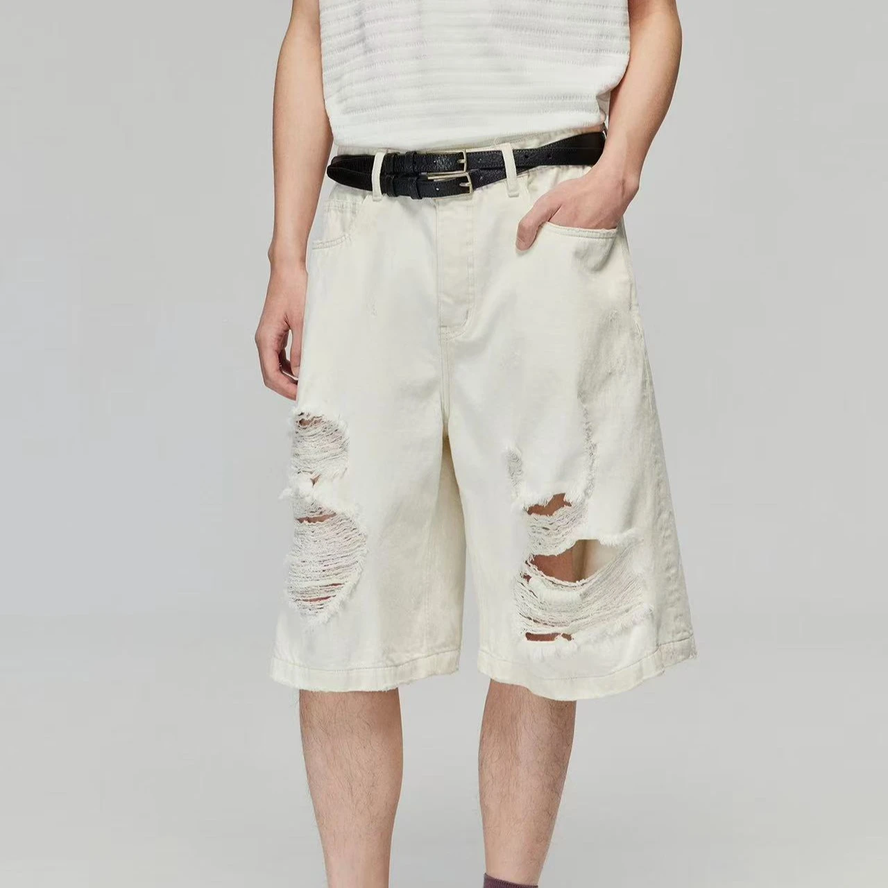 Summer Jorts Men Denim Shorts Ripped Solid Loose Relaxed Casual Mid Length Streetwear Trendy Fashion Pocket Button Zip Fly Belt
Summer Jorts Men Denim Shorts Ripped Solid Loose Relaxed Casual Mid Length Streetwear Trendy Fashion Pocket Button Zip Fly Belt