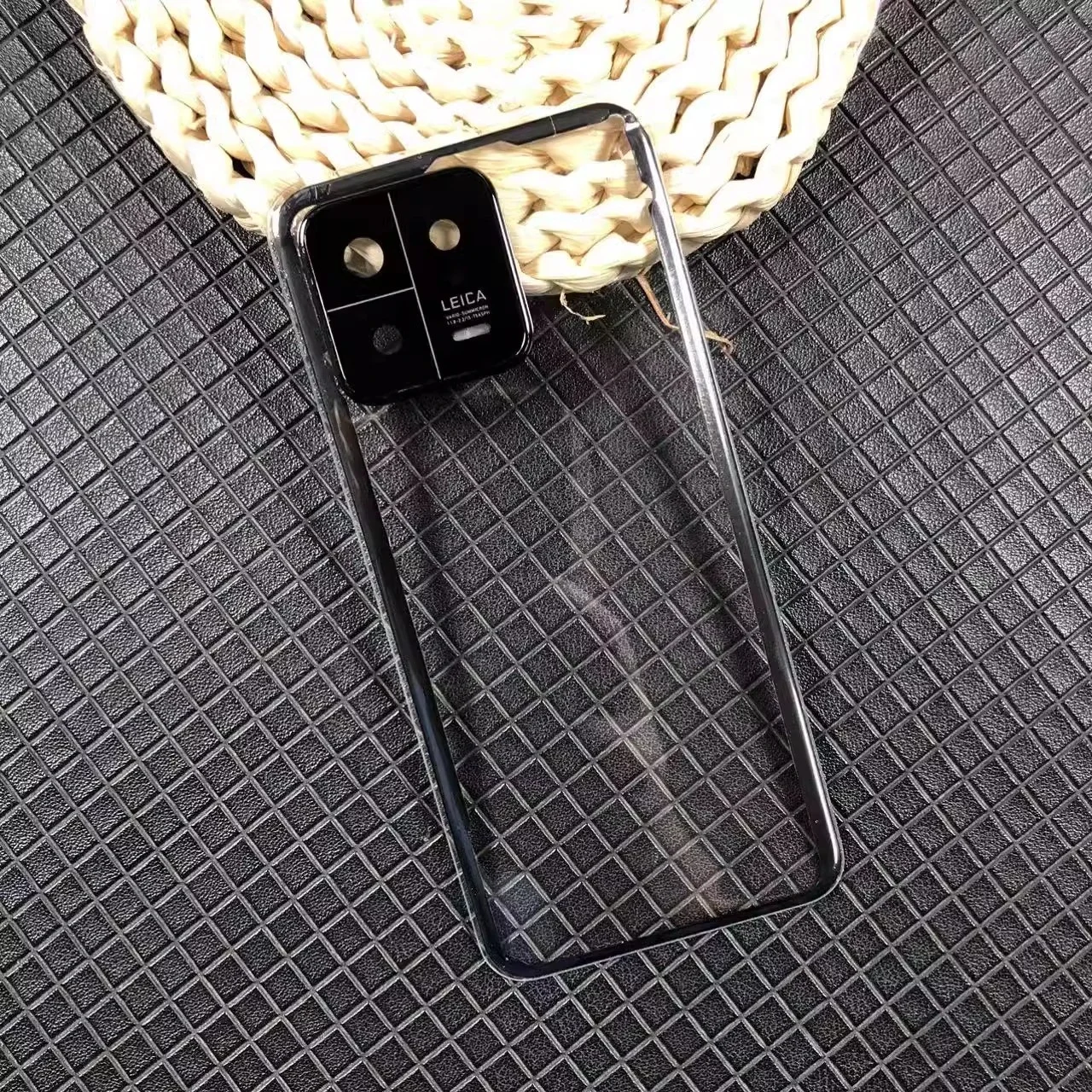 For Xiaomi 13 2211133C 2211133G Glass Battery Cover Glass Panel Rear Door Housing Rear Door Replacement
For Xiaomi 13 2211133C 2211133G Glass Battery Cover Glass Panel Rear Door Housing Rear Door Replacement
