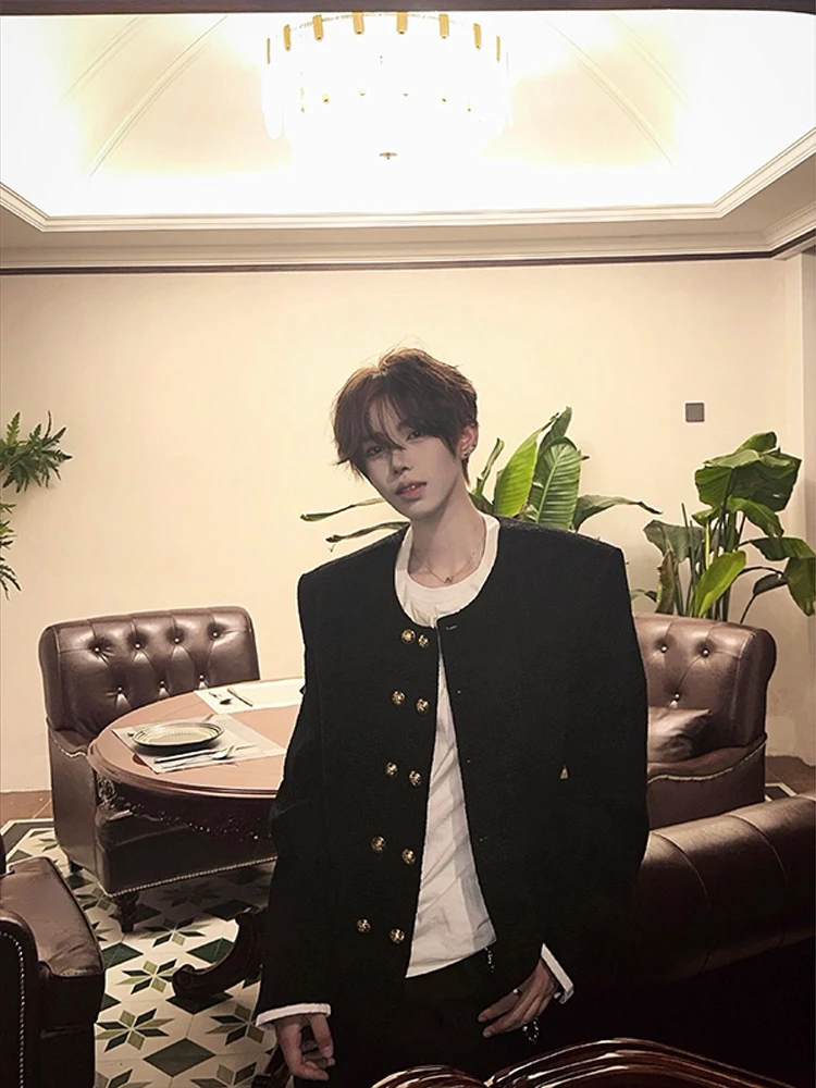 Мужская подплечница Zhang Zimo Jaet, осенняя мода, высококачественная черно-белая легкая роскошная верхняя одежда Cleanfit Sle
Мужская подплечница Zhang Zimo Jaet, осенняя мода, высококачественная черно-белая легкая роскошная верхняя одежда Cleanfit Sle