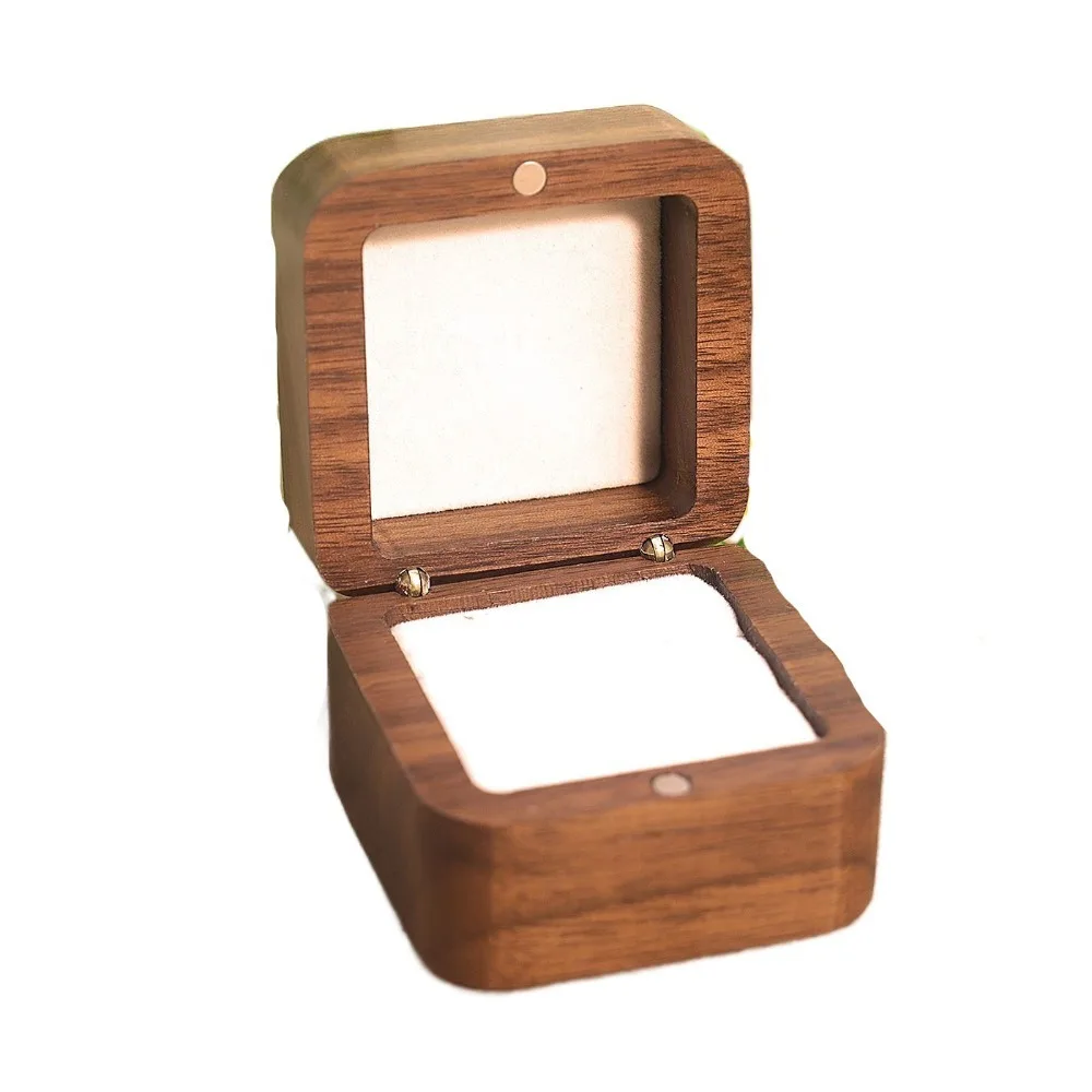 1/2 Slots Spade Wood Rings Holder Luxury Wedding Rings Bearer Box Proposal Square Jewelry Organizer Marriage Anniversary
1/2 Slots Spade Wood Rings Holder Luxury Wedding Rings Bearer Box Proposal Square Jewelry Organizer Marriage Anniversary