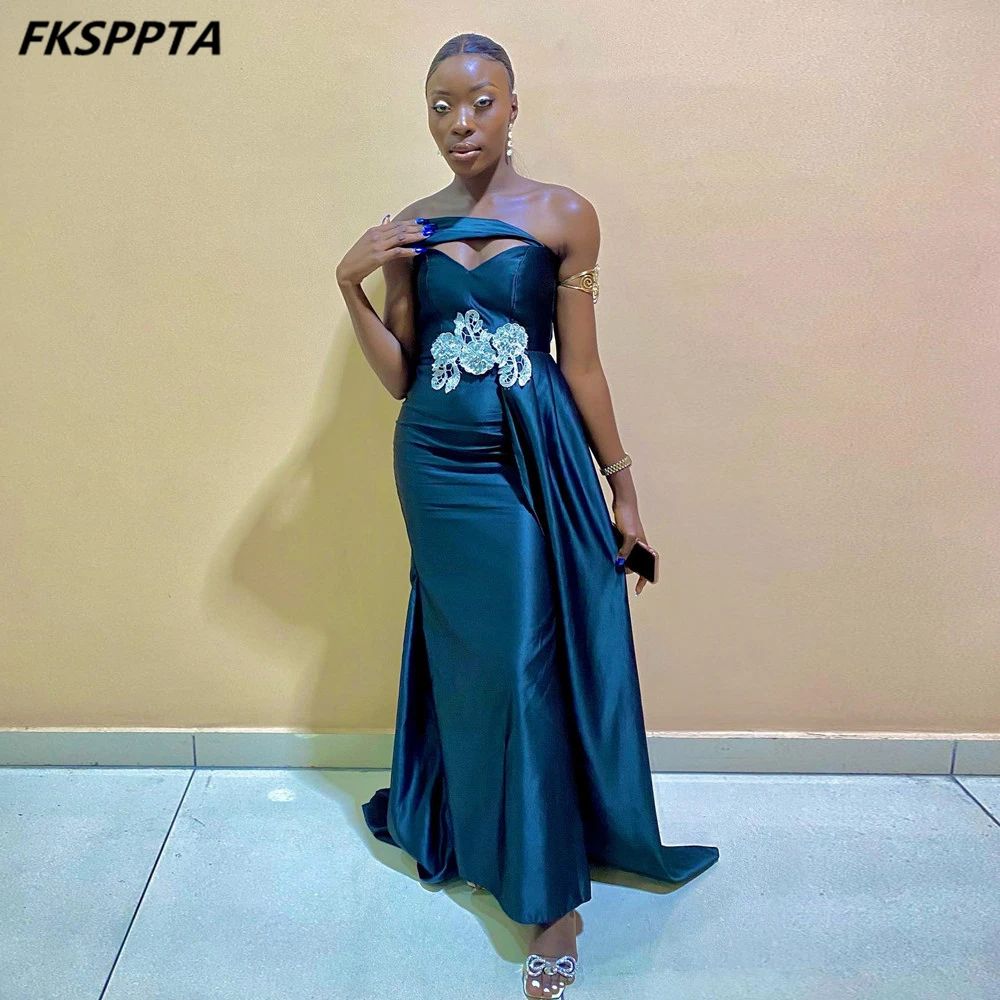 Customized 2025 Navy Blue Long Mermaid Dress Evening White Appliques Sweetheart Corset Back Sexy Prom Party Gowns Dropshipping
Customized 2025 Navy Blue Long Mermaid Dress Evening White Appliques Sweetheart Corset Back Sexy Prom Party Gowns Dropshipping