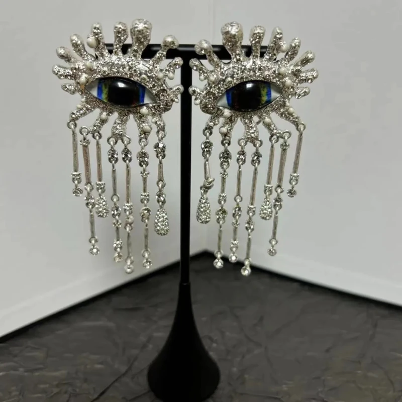 Luyin Treasure Jewelry: Evil Eye Tassel Earrings (Enamel Craftsmanship) & Full-Diamond Teardrop Earrings - Jewelry Gifts
Luyin Treasure Jewelry: Evil Eye Tassel Earrings (Enamel Craftsmanship) & Full-Diamond Teardrop Earrings - Jewelry Gifts