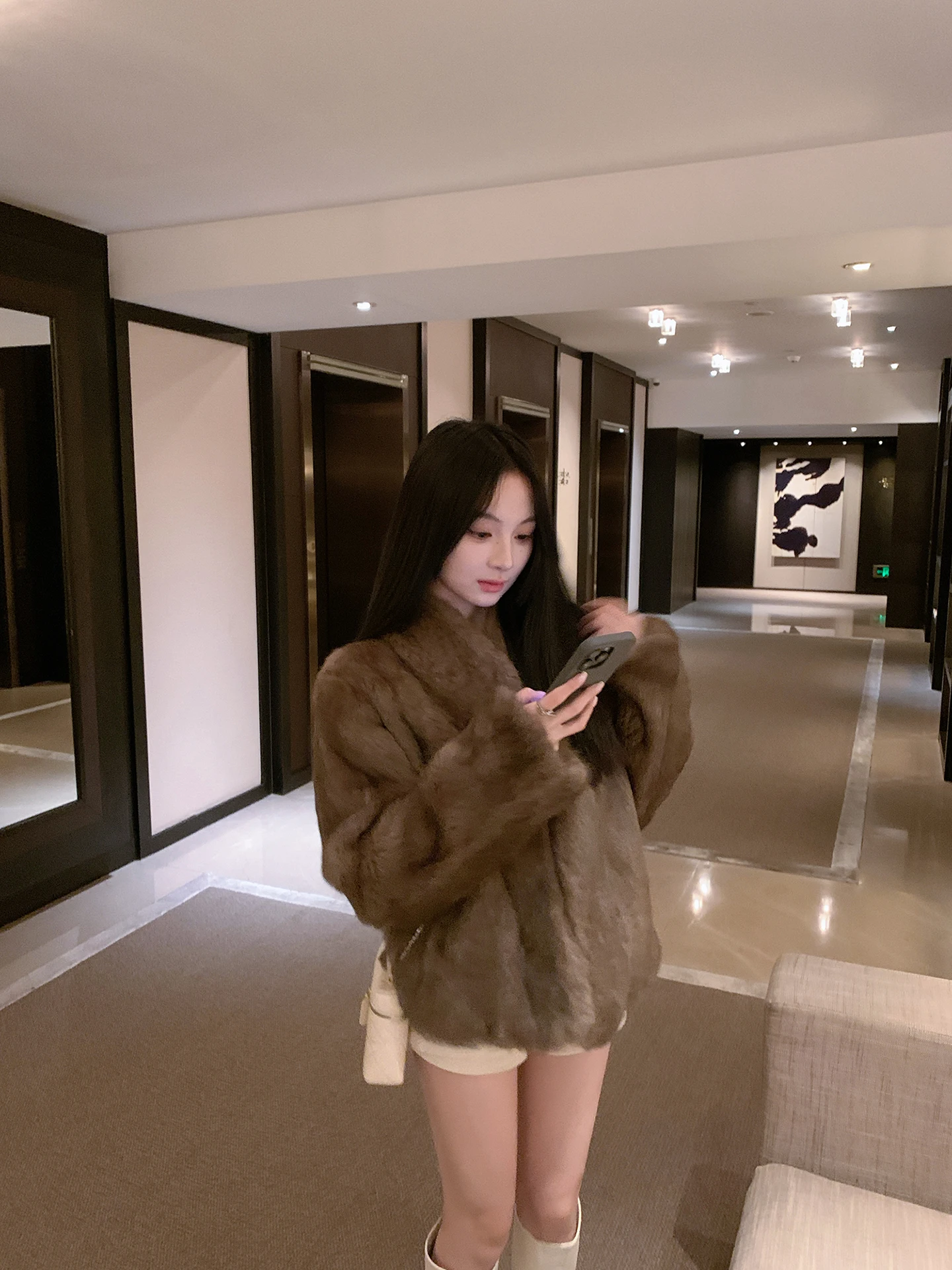 Женская шуба из натурального кроличьего меха Jiuye ort Sle Lazy Faion, зимняя верхняя одежда, молодежная куртка-стойка Long Sve Sweet Sle
Женская шуба из натурального кроличьего меха Jiuye ort Sle Lazy Faion, зимняя верхняя одежда, молодежная куртка-стойка Long Sve Sweet Sle