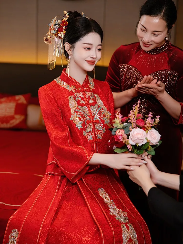 New Chinese-style cheongsam wedding engagement and toasting dress bride's red for women
New Chinese-style cheongsam wedding engagement and toasting dress bride's red for women