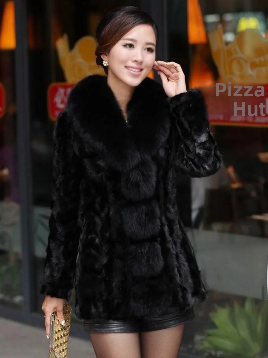 Winter New Large Size Women's Faux Fur Coat Long Collar Health Ring Knee Pad Protection Outerwear Sport Jewelry Accessory
Winter New Large Size Women's Faux Fur Coat Long Collar Health Ring Knee Pad Protection Outerwear Sport Jewelry Accessory