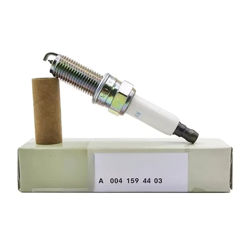 4/6PCS Car Spark Plug PLKR7B8E A0041594403 For BENZ SPRINTER W203 W204 W212 C160 C180 C200 C250 CLC/K E200 E250 E260 CGI
4/6PCS Car Spark Plug PLKR7B8E A0041594403 For BENZ SPRINTER W203 W204 W212 C160 C180 C200 C250 CLC/K E200 E250 E260 CGI