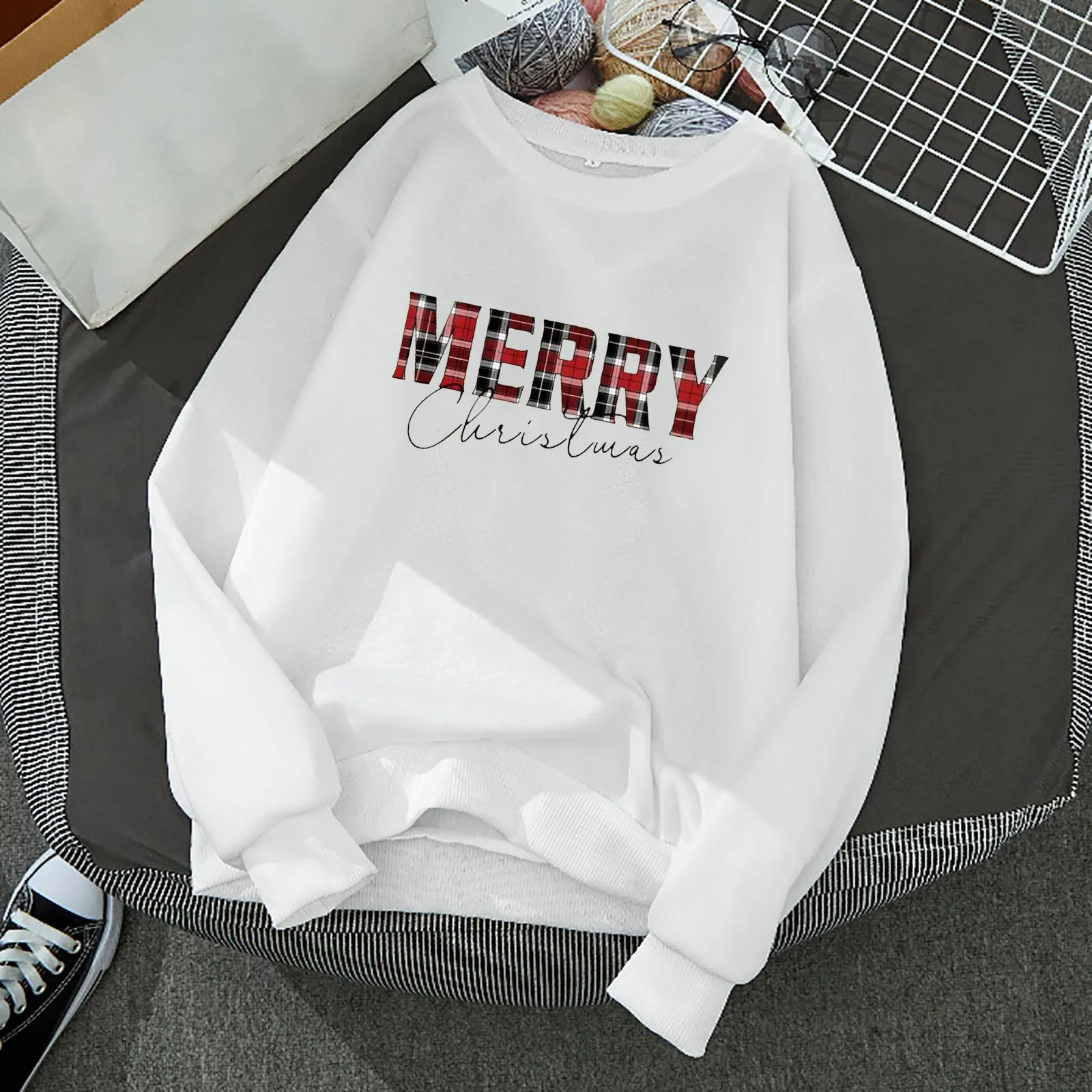 Crew Neck Christmas Letter Printed Pullover Women Casual Hoodless Fashion Sweatshirts Street Shoulder Sleeve Loose Fit Hoodie
Crew Neck Christmas Letter Printed Pullover Women Casual Hoodless Fashion Sweatshirts Street Shoulder Sleeve Loose Fit Hoodie