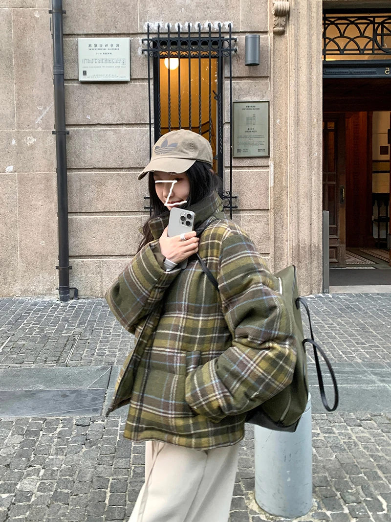 Американское зимнее пальто из хлопка в клетку для женщин, новое, свободного кроя, теплое, с воротником-стойкой, маленький размер, верхняя одежда
Американское зимнее пальто из хлопка в клетку для женщин, новое, свободного кроя, теплое, с воротником-стойкой, маленький размер, верхняя одежда