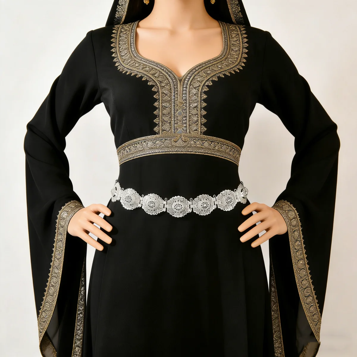 Роскошный пояс-цепочка в ближневосточном стиле для женщин, украшенный круглыми цирконами, декоративный пояс для свадебного платья, вечернего наряда, украшение для тела
Роскошный пояс-цепочка в ближневосточном стиле для женщин, украшенный круглыми цирконами, декоративный пояс для свадебного платья, вечернего наряда, украшение для тела