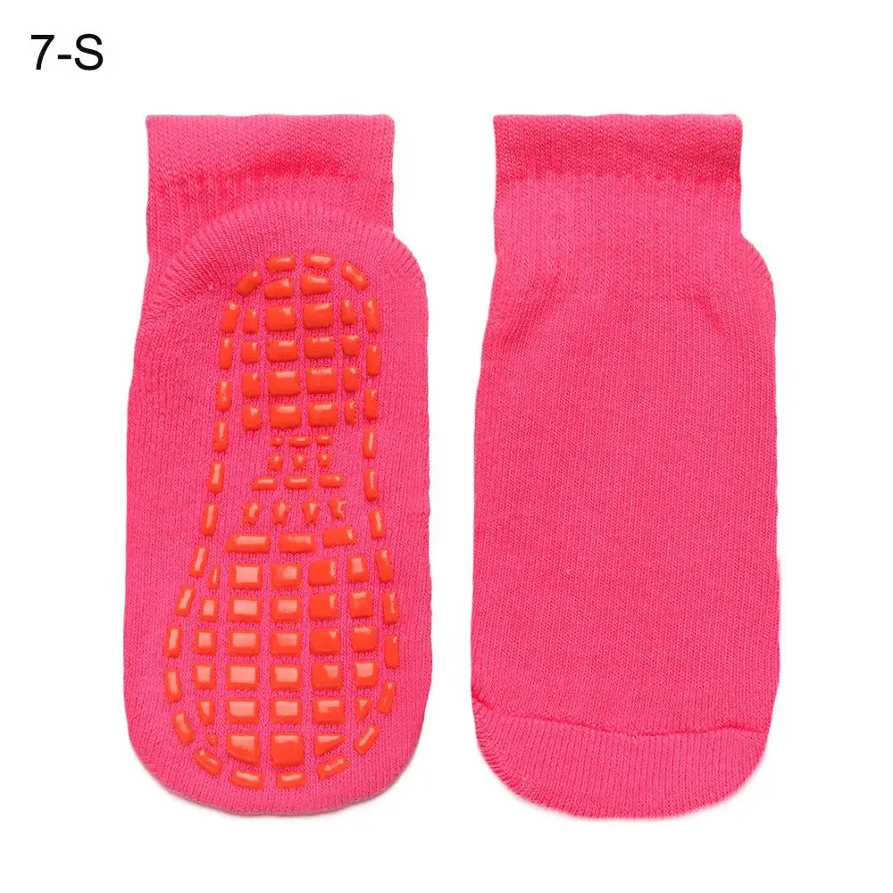 Нескользящие хлопковые носки для йоги с героями мультфильмов для мальчиков и девочек, осенне-зимние носки, детские напольные носки, хлопковые носки для новорожденных, носки
Нескользящие хлопковые носки для йоги с героями мультфильмов для мальчиков и девочек, осенне-зимние носки, детские напольные носки, хлопковые носки для новорожденных, носки