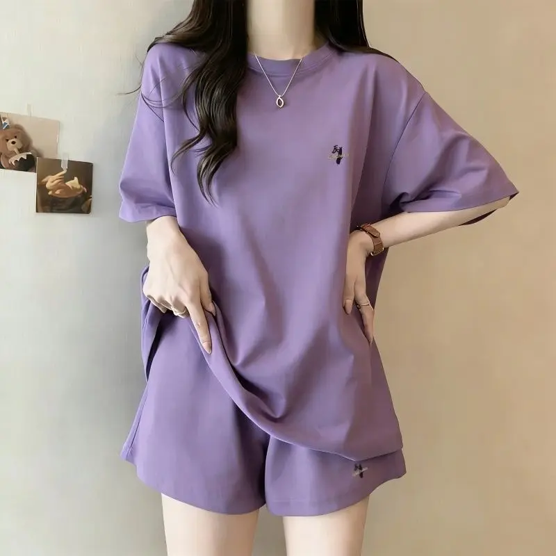 2026 New Women's Sporty Casual Loose Fit Short Sleeve Two-Piece Set Fashionable Youthful Summer Outfit round Neck Overhead
2026 New Women's Sporty Casual Loose Fit Short Sleeve Two-Piece Set Fashionable Youthful Summer Outfit round Neck Overhead