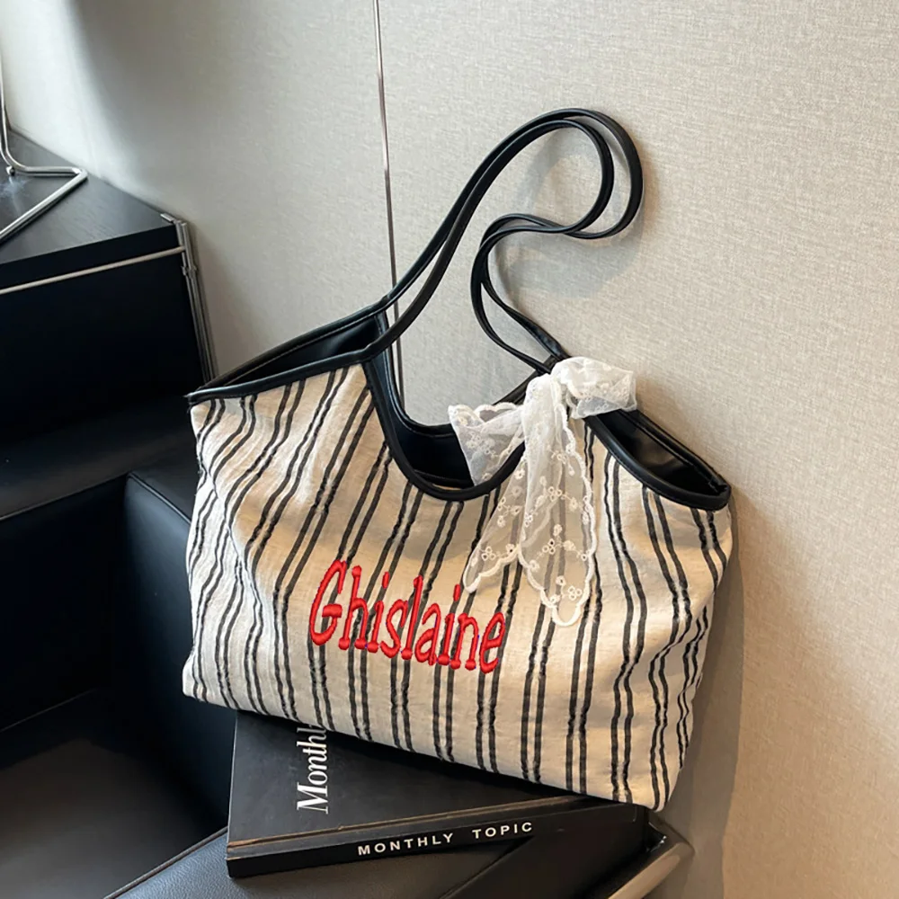 Korean Version Of The Customizable Embroidered Striped Handbag, Spring New Simple Shoulder Bag, Versatile Women's Tote Bag
Korean Version Of The Customizable Embroidered Striped Handbag, Spring New Simple Shoulder Bag, Versatile Women's Tote Bag