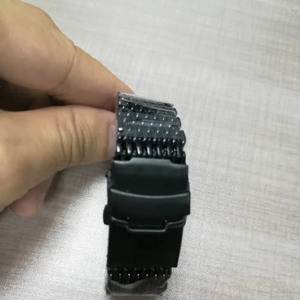 22mm Metal Strap Shark Mesh Band for Men Stainless Mesh Watch Band Steel Watchbnad Durable Comfortable Trendy Elegant
22mm Metal Strap Shark Mesh Band for Men Stainless Mesh Watch Band Steel Watchbnad Durable Comfortable Trendy Elegant