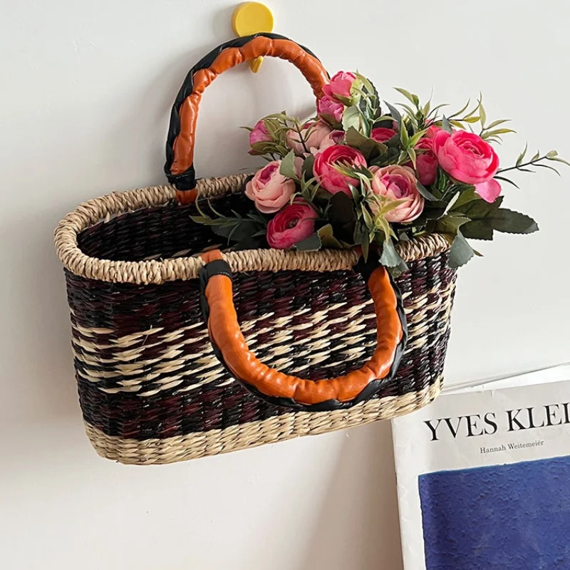 Unique Design Seaweed Weaving Vegetable Basket Handbag Women's Striped Small Tote Basket African Element Wind Vacation Beach Bag
Unique Design Seaweed Weaving Vegetable Basket Handbag Women's Striped Small Tote Basket African Element Wind Vacation Beach Bag