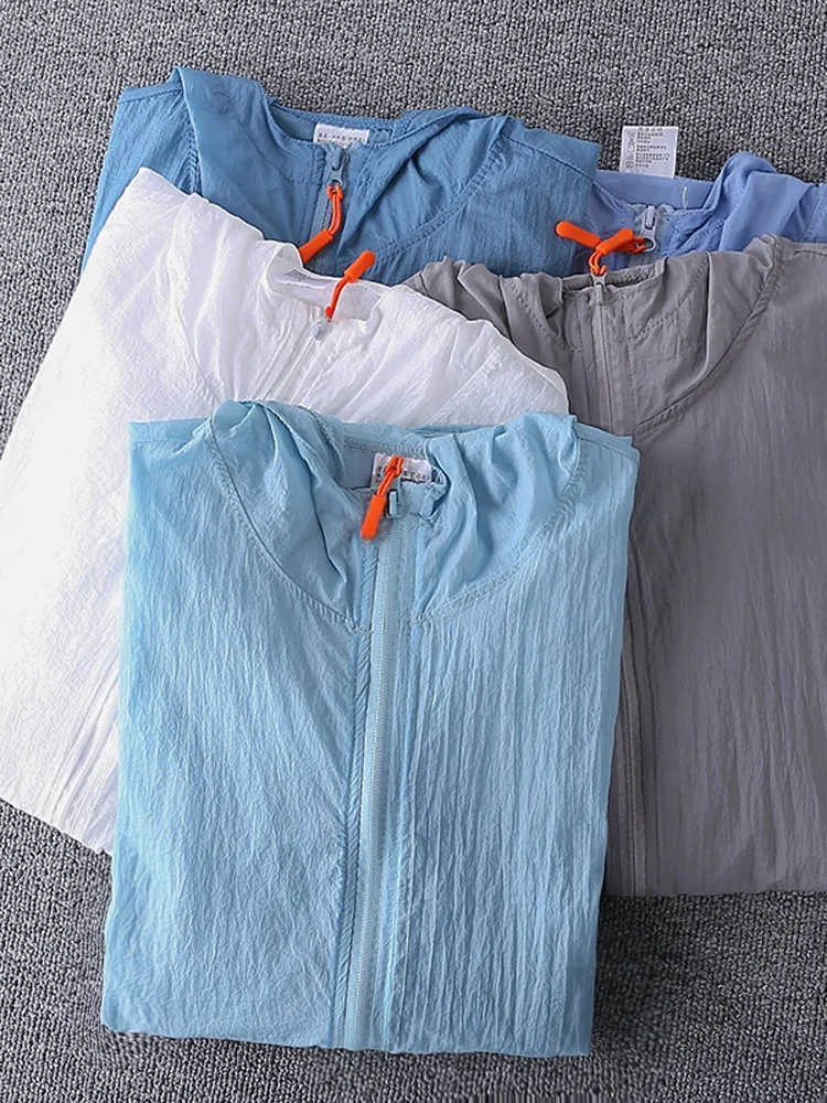 Мужская летняя уличная куртка с капюшоном, быстросохнущая, дышащая, с лазерной перфорацией, защитой от УФ-излучения, тонкая, комфортная, для защиты от солнца
Мужская летняя уличная куртка с капюшоном, быстросохнущая, дышащая, с лазерной перфорацией, защитой от УФ-излучения, тонкая, комфортная, для защиты от солнца