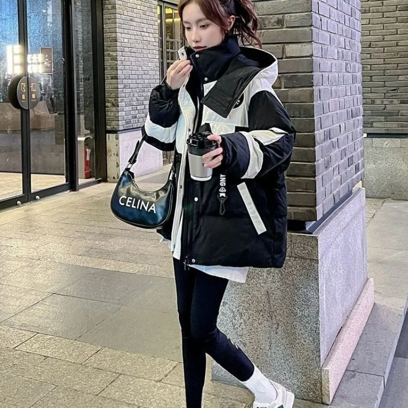 Cotton-padded Winter New Korean Version of Fashion Casual Long Hooded Black Padded Coat Woman High Appearance Level High Quality 
Cotton-padded Winter New Korean Version of Fashion Casual Long Hooded Black Padded Coat Woman High Appearance Level High Quality