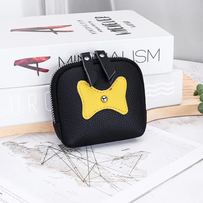 Kawaii Cute Bow Pebbled Leather Coin Purse for Women, Mini Square Zipper Wallet, Luxury Small Change Pouch for Girls, Students
Kawaii Cute Bow Pebbled Leather Coin Purse for Women, Mini Square Zipper Wallet, Luxury Small Change Pouch for Girls, Students