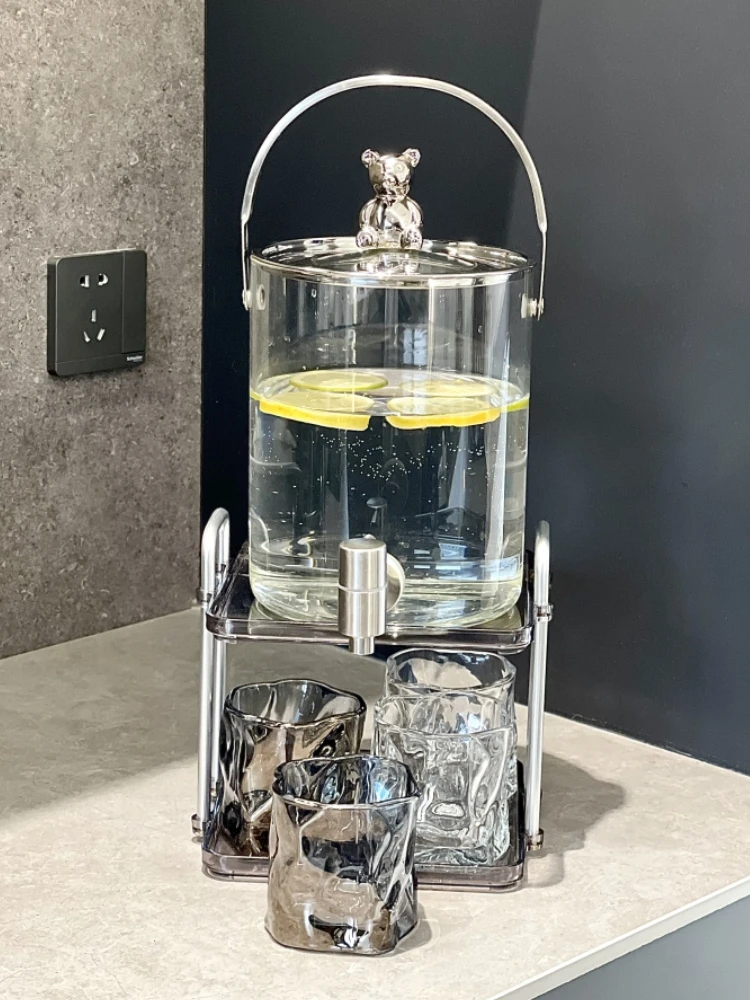 Luxury Glass Beverage Bucket Cold Water Pot with Tap Fruit Juice Refrigerator Cooler Home Use Cold Brew Tank High Aesthetic V...
Luxury Glass Beverage Bucket Cold Water Pot with Tap Fruit Juice Refrigerator Cooler Home Use Cold Brew Tank High Aesthetic V...