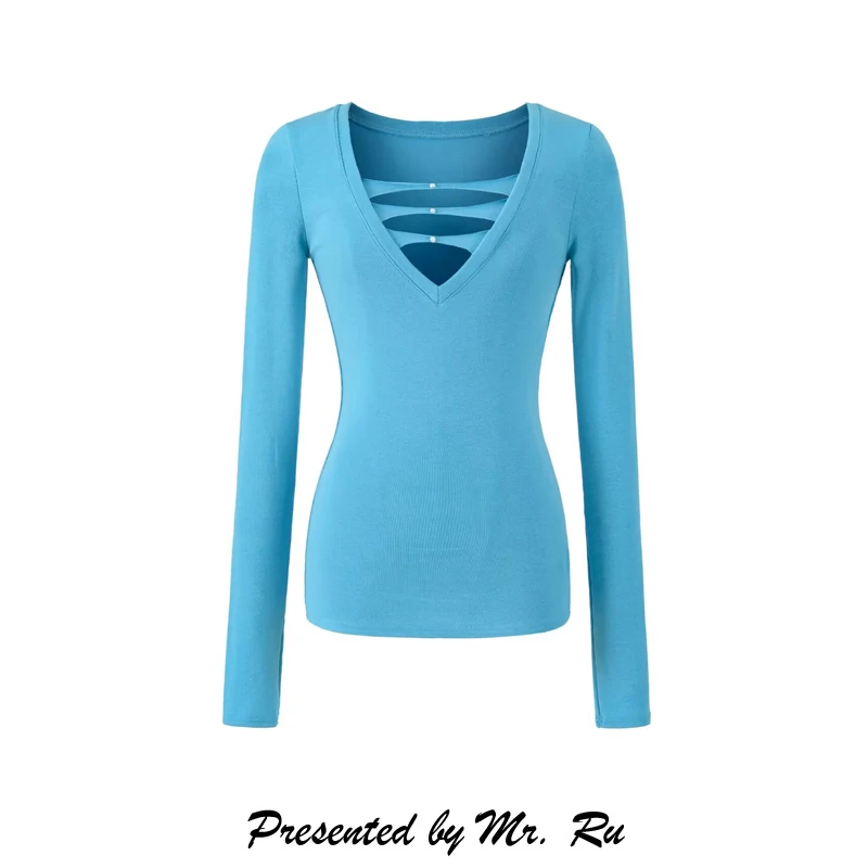 Облегающий топ с жемчужными вставками, длинными рукавами, V-образным вырезом и ажурными вставками, сексуальный, подчеркивающий талию, для создания омолаживающего образа
Облегающий топ с жемчужными вставками, длинными рукавами, V-образным вырезом и ажурными вставками, сексуальный, подчеркивающий талию, для создания омолаживающего образа