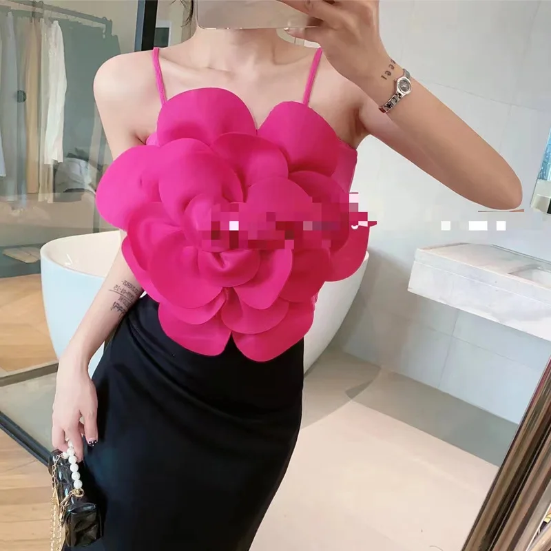 2024 Summer New Niche One Shoulder Three-Dimensional Large Flower Splicing Knitted Design Sense Camisole Top
2024 Summer New Niche One Shoulder Three-Dimensional Large Flower Splicing Knitted Design Sense Camisole Top