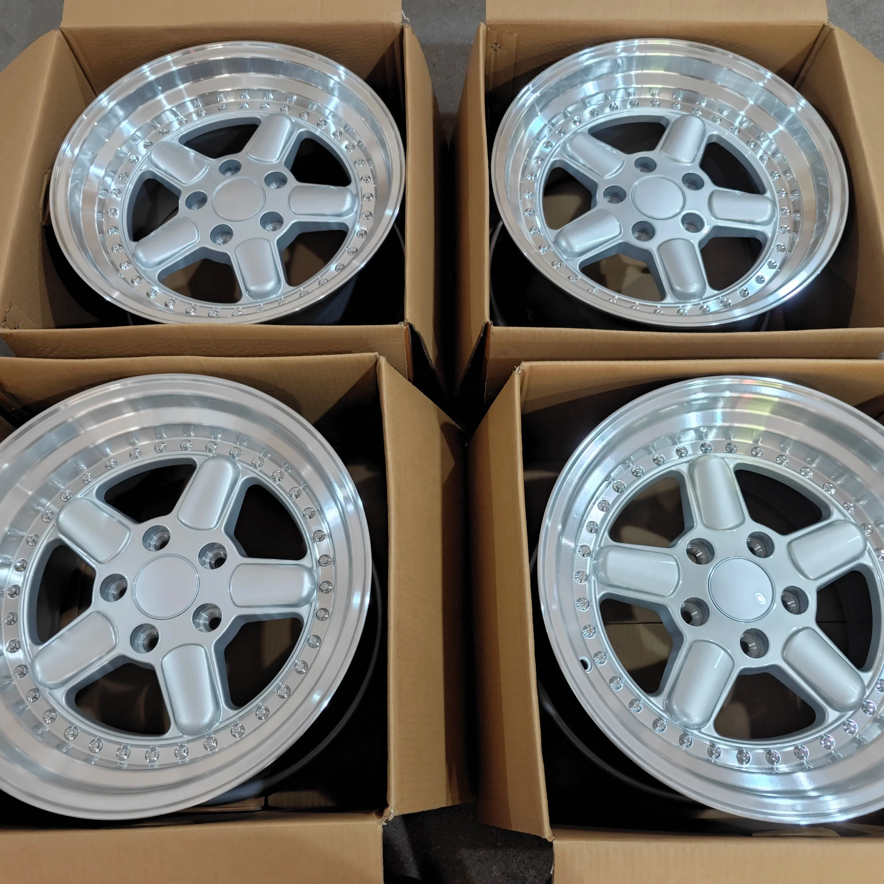 YXQ RTS Deep Lip Car Rims 17*9j 17*10j ET 30 5X120 Stagged Rep Sport Car Wheels For BMW E30 E46 E60 Car Rim
YXQ RTS Deep Lip Car Rims 17*9j 17*10j ET 30 5X120 Stagged Rep Sport Car Wheels For BMW E30 E46 E60 Car Rim
