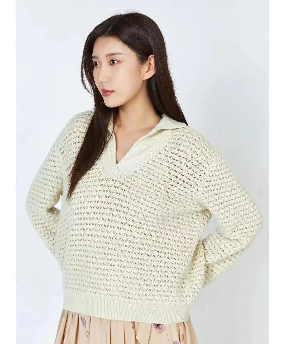 Women's White Lapel Long Sleeve Pullover Cutout Elegant Office Ladies Autumn Top
Women's White Lapel Long Sleeve Pullover Cutout Elegant Office Ladies Autumn Top