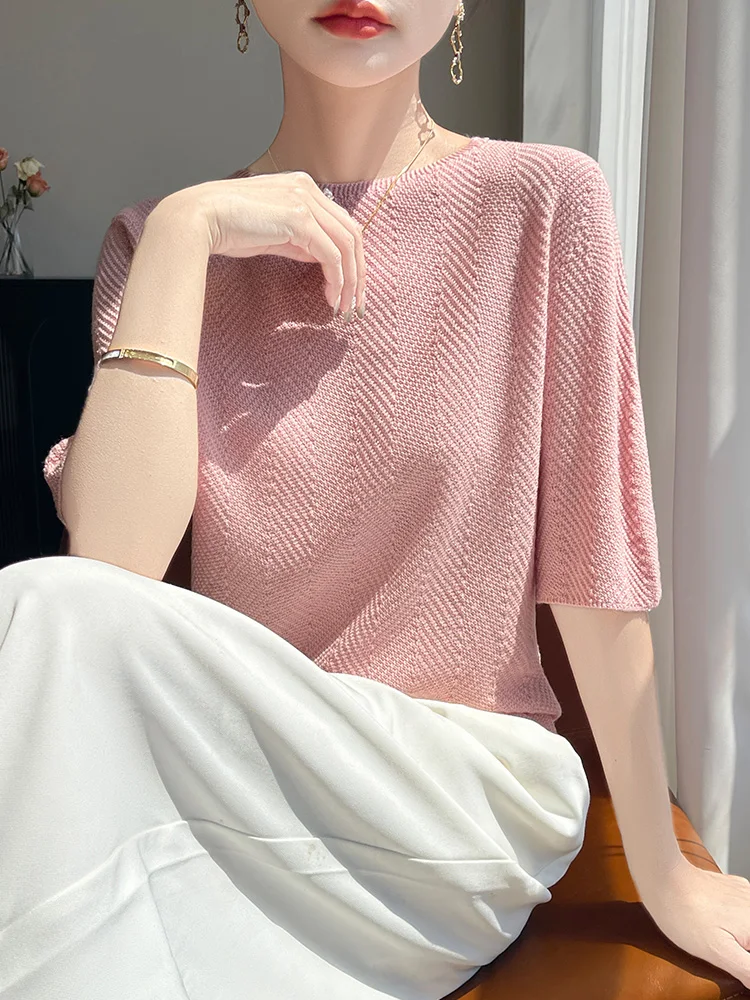 Women's round Neck Base Shirt Silk Wool Blend Comfortable Breathable Moisture Wicking Loose Fit Spring Season Casual Wear
Women's round Neck Base Shirt Silk Wool Blend Comfortable Breathable Moisture Wicking Loose Fit Spring Season Casual Wear