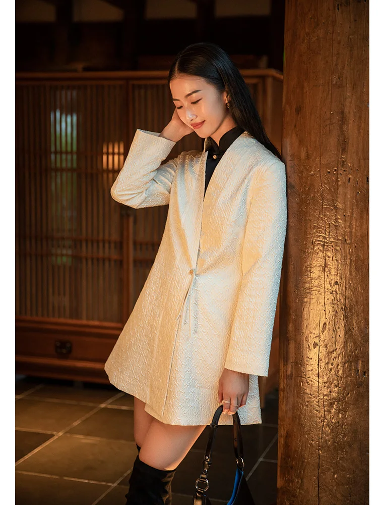 Faionable Loose Midi Suit Jaet Women's Sle V-Ne Button Closure Regular Sve Long Sve Polyester Fiber 00%
Faionable Loose Midi Suit Jaet Women's Sle V-Ne Button Closure Regular Sve Long Sve Polyester Fiber 00%