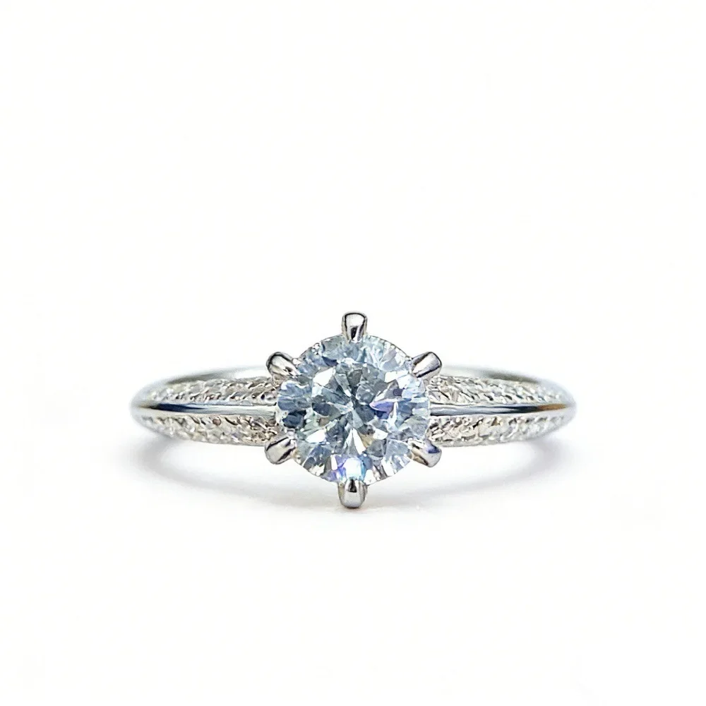 D-color moissanite ring, PT950 platinum diamond ring, moissanite engagement ring
D-color moissanite ring, PT950 platinum diamond ring, moissanite engagement ring