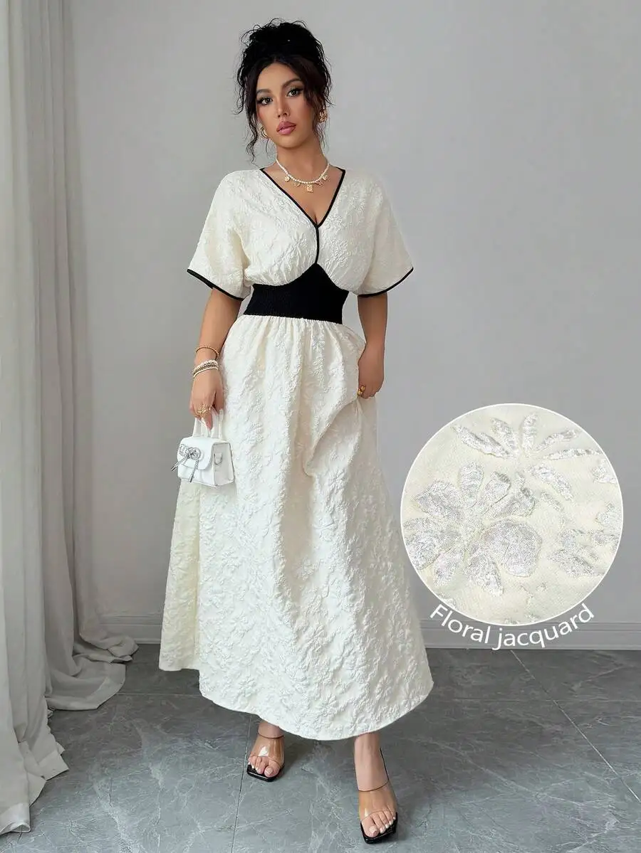Elegant Floral Jacquard Black White Contrast Waist Flared Midi Dress Summer
Elegant Floral Jacquard Black White Contrast Waist Flared Midi Dress Summer