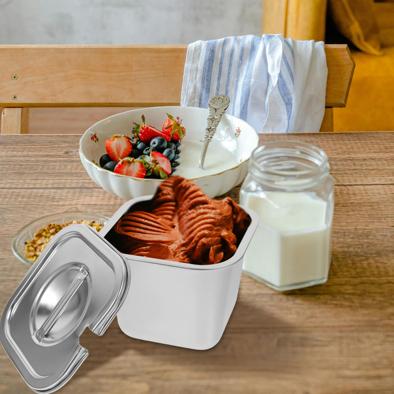 1pc Stainless Steel Ice Cream Container 2L Freezer Storage Box Dessert Preservation Keeper Reusable Tub For Homemade Ice Cream
1pc Stainless Steel Ice Cream Container 2L Freezer Storage Box Dessert Preservation Keeper Reusable Tub For Homemade Ice Cream
