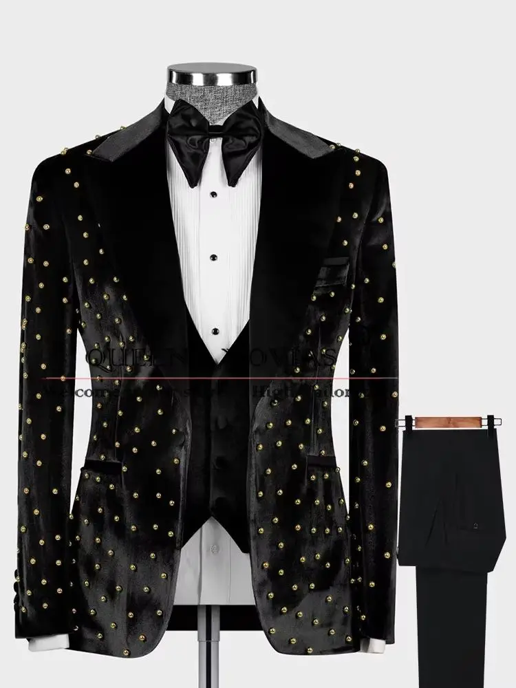 Exquisite Suits Men Gold Pearls Velvet Prom Blazer Customized Satin Lapel Jacket Vest Pants 3 Pieces Set Groom Wedding Tuxedos
Exquisite Suits Men Gold Pearls Velvet Prom Blazer Customized Satin Lapel Jacket Vest Pants 3 Pieces Set Groom Wedding Tuxedos