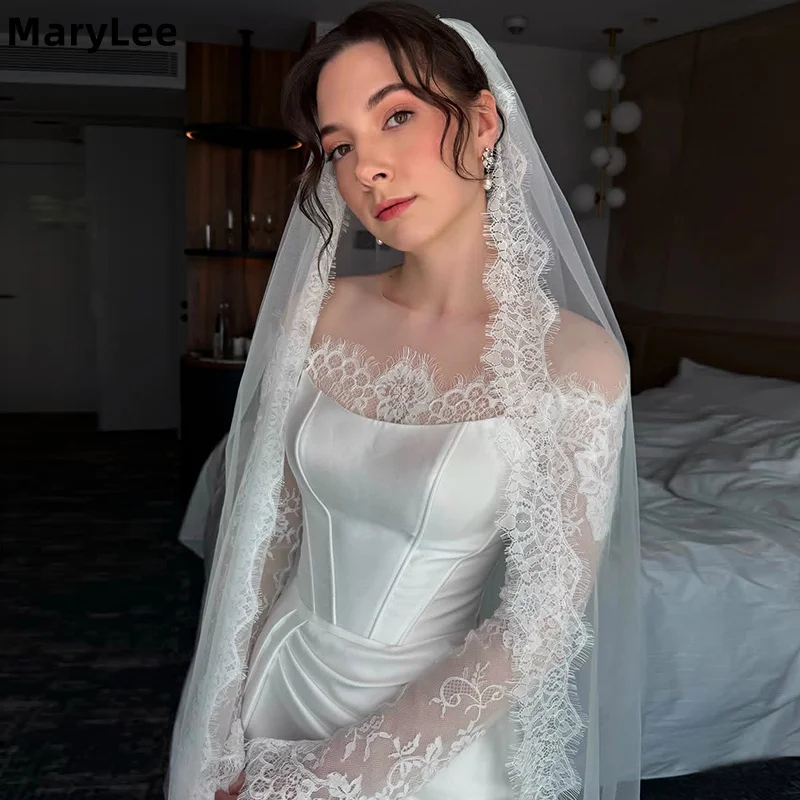 Eyelash Lace Mantilla Veil with Comb 3m*1.5m Long Chapel Bridal Veil with Lace Trim Wedding Veil Bride Accessories Customized
Eyelash Lace Mantilla Veil with Comb 3m*1.5m Long Chapel Bridal Veil with Lace Trim Wedding Veil Bride Accessories Customized