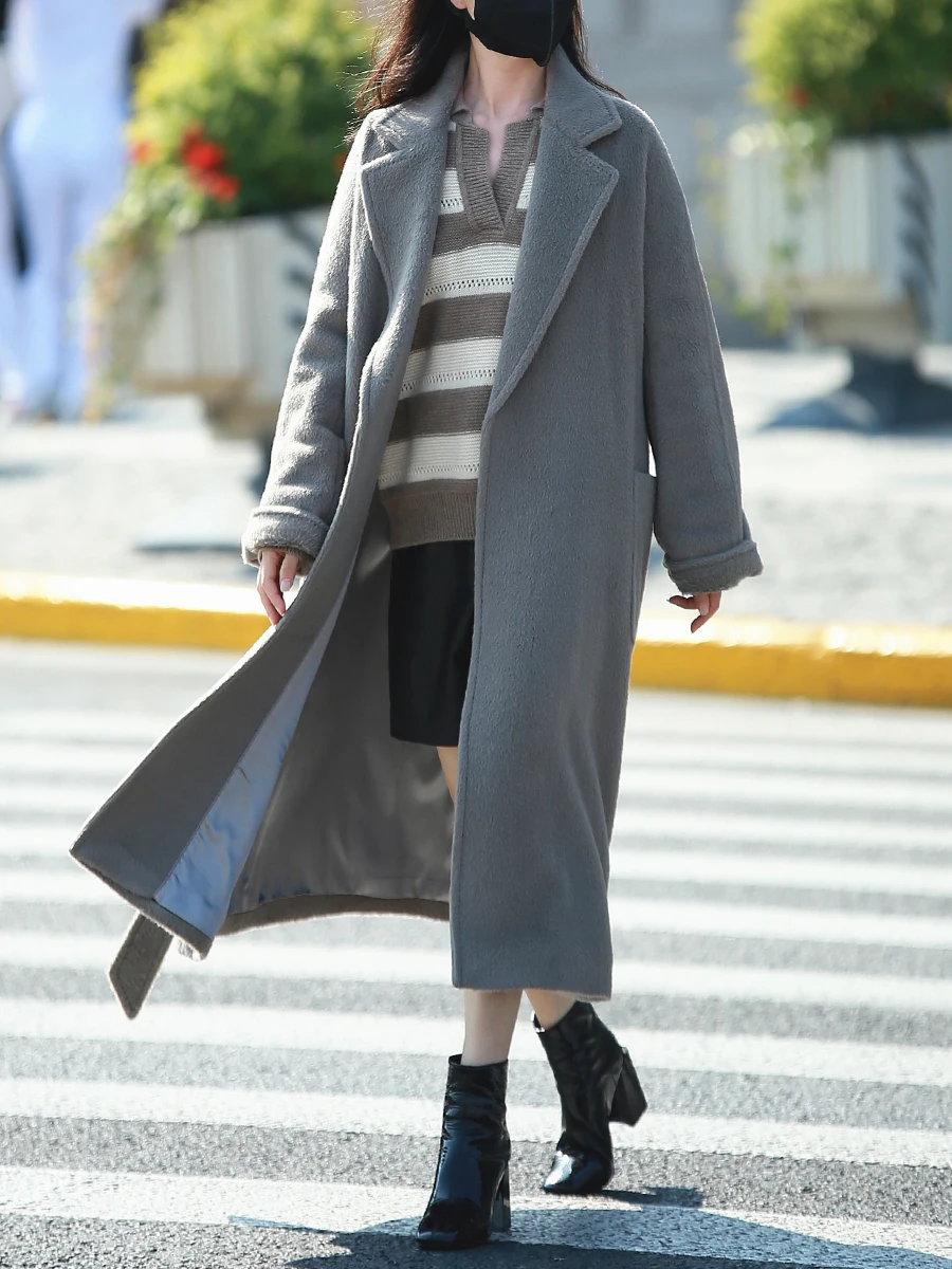 Autumn Winter Thiened Women's Coat Robe Sle Slim Fit Camel Hair Long Sve Outerwear Faionable And Warm Commute Woolen...
Autumn Winter Thiened Women's Coat Robe Sle Slim Fit Camel Hair Long Sve Outerwear Faionable And Warm Commute Woolen...