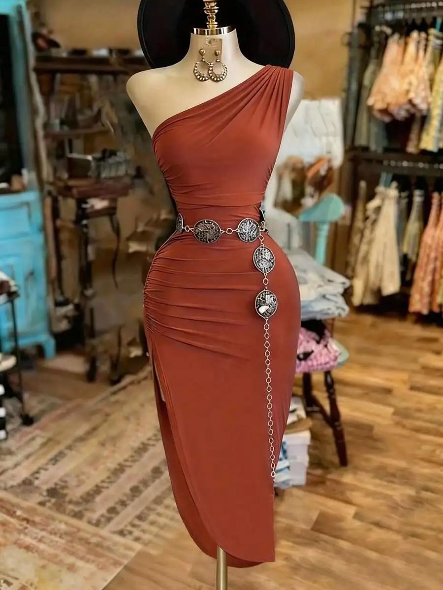 Vintage Ruched One Shoulder Dress With Slit And Cinched Waist For Women
Vintage Ruched One Shoulder Dress With Slit And Cinched Waist For Women