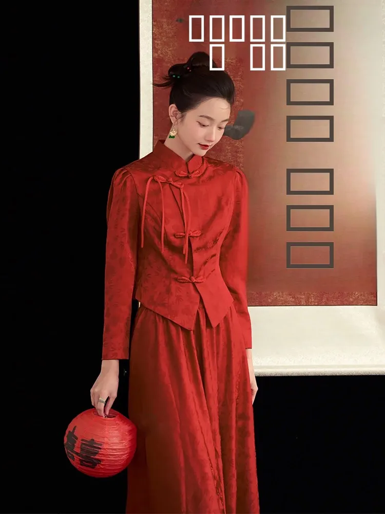 Новый свадебный красный праздничный халат невесты в китайском стиле, комплект с юбкой для церемонии, улучшенное качество, для помолвки
Новый свадебный красный праздничный халат невесты в китайском стиле, комплект с юбкой для церемонии, улучшенное качество, для помолвки