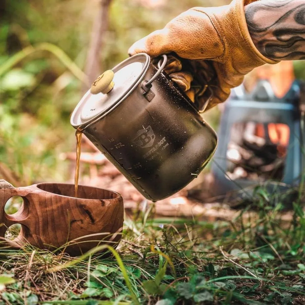 Bestargot Camping Titanium Pot, French Press Coffee Maker, Camp Cooking Pot with Light Wood knob, 750ml Camping Cup
Bestargot Camping Titanium Pot, French Press Coffee Maker, Camp Cooking Pot with Light Wood knob, 750ml Camping Cup