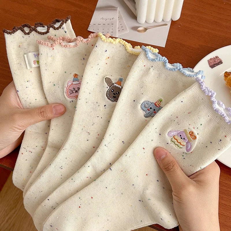 Cartoon Animals Embroidery Women Socks 2025 Autumn Harajuku Retro Middle Tube Socks Sweet Girls Lolita Kawaii Cute Ruffle Socks 
Cartoon Animals Embroidery Women Socks 2025 Autumn Harajuku Retro Middle Tube Socks Sweet Girls Lolita Kawaii Cute Ruffle Socks