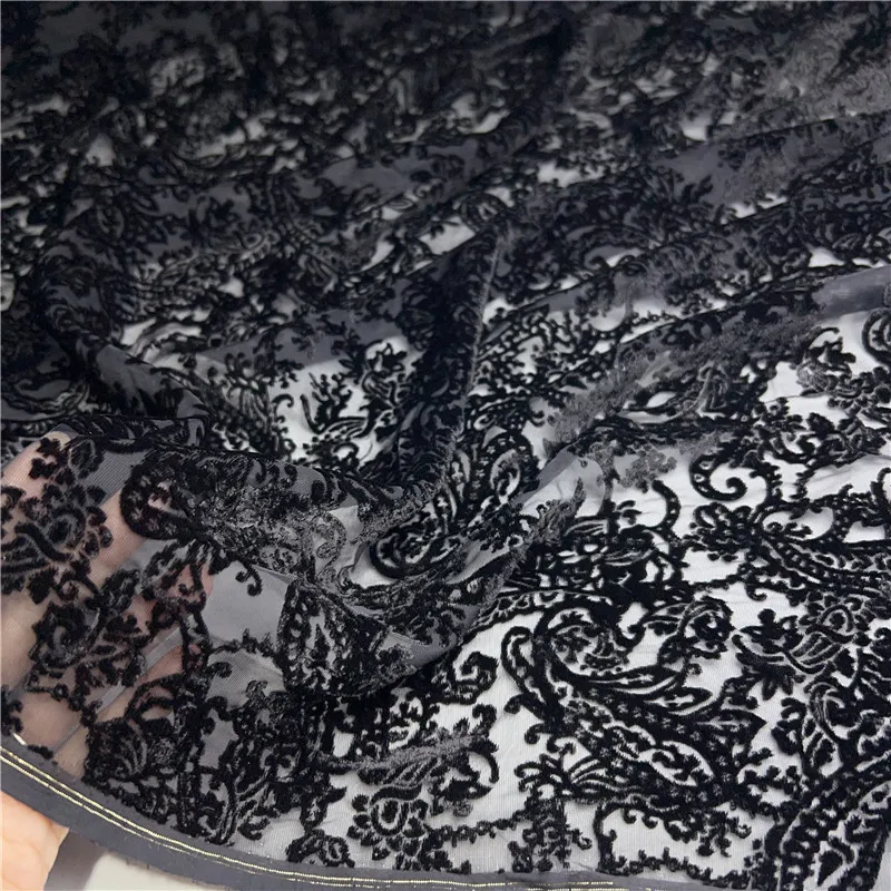 Burnout Cutwork Бежевая бархатная неэластичная текстурированная блузка и юбка Материал премиум-класса на заказ Модная ткань Роскошная одежда Текстиль
Burnout Cutwork Бежевая бархатная неэластичная текстурированная блузка и юбка Материал премиум-класса на заказ Модная ткань Роскошная одежда Текстиль