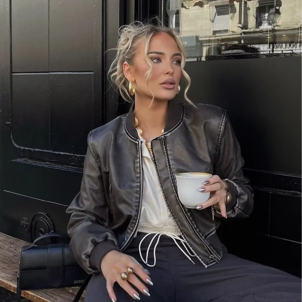 Autumn Faux Jacket Women 2025 New Arrivals Warm Short Jacket Bomber Jacket Female Zipper Long Sleeve Coat
Autumn Faux Jacket Women 2025 New Arrivals Warm Short Jacket Bomber Jacket Female Zipper Long Sleeve Coat