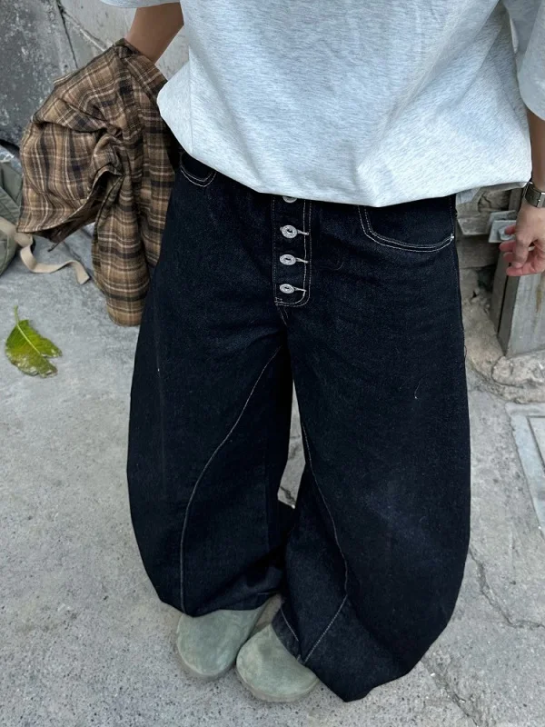 Джинсы-багги в американском ретро-стиле с пуговицами, унисекс, модные, свободные, длинные, широкие штанины, деним
Джинсы-багги в американском ретро-стиле с пуговицами, унисекс, модные, свободные, длинные, широкие штанины, деним