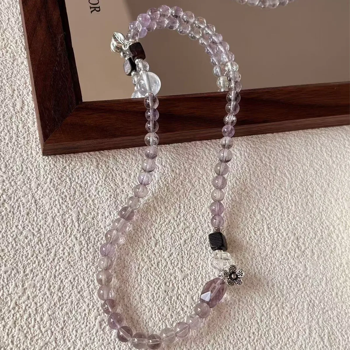 Natural Bolivian Amethyst Double-Loop Ladies' Bracelet, Light Luxury Hand Chain, Jewelry Gift
Natural Bolivian Amethyst Double-Loop Ladies' Bracelet, Light Luxury Hand Chain, Jewelry Gift