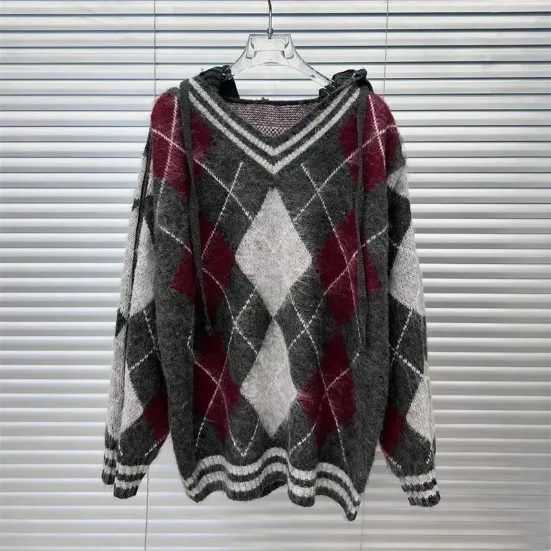 New Casual Knitted Sweater Women Plaid Jacquard Hooded V-neck Long Sleeve Spring Autumn Fashion Loose Pullover Jumper Tops
New Casual Knitted Sweater Women Plaid Jacquard Hooded V-neck Long Sleeve Spring Autumn Fashion Loose Pullover Jumper Tops