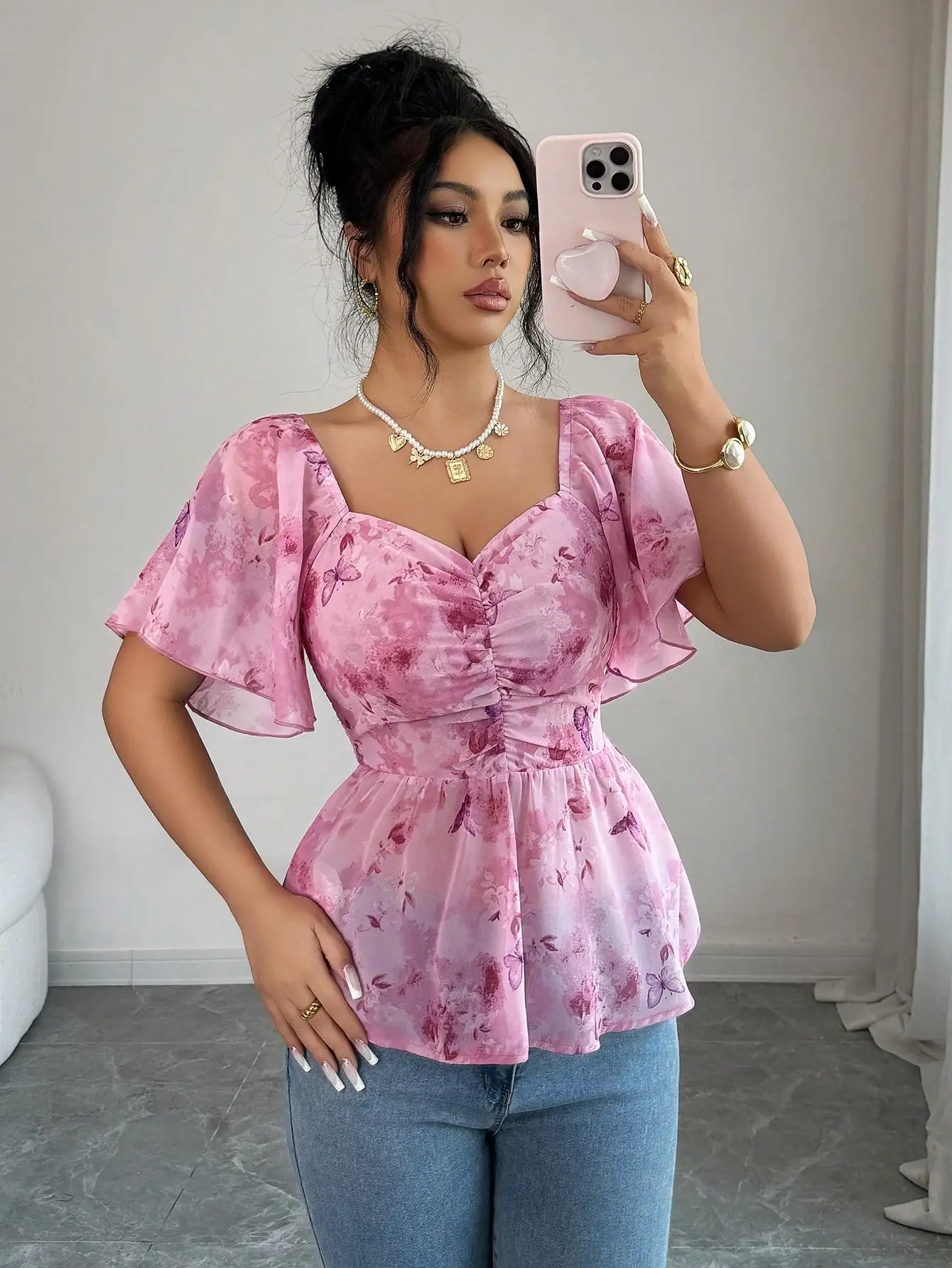 Pink Butterfly Print Batwing Sleeve Pleated Blouse For Women
Pink Butterfly Print Batwing Sleeve Pleated Blouse For Women