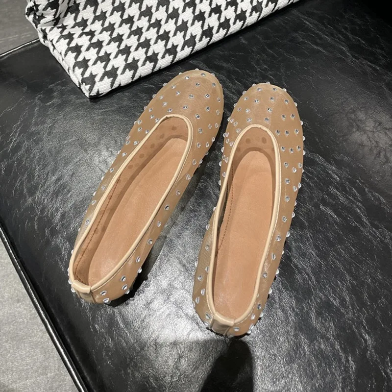 2024 European and American New Top Quality Women's Shoes Mesh Water Diamond Hollow Flat Bottom Low Heel Ballet Dance Shoes
2024 European and American New Top Quality Women's Shoes Mesh Water Diamond Hollow Flat Bottom Low Heel Ballet Dance Shoes